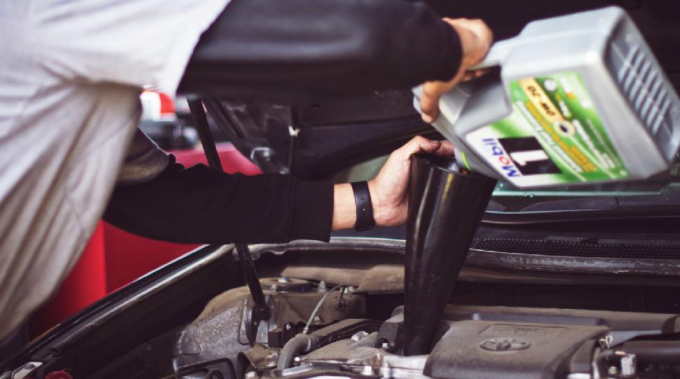 Car Woes. When To Call In The Professionals